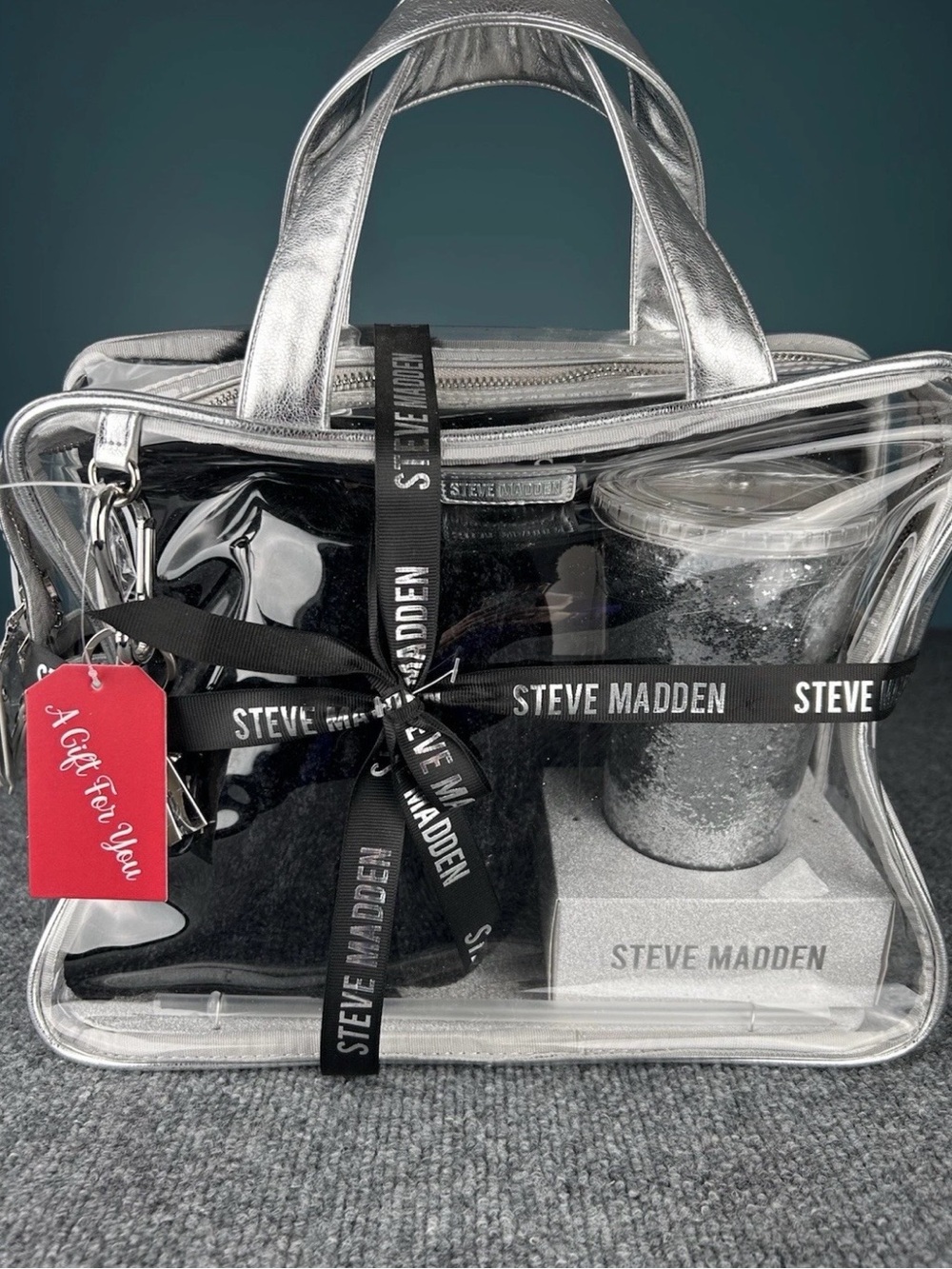 Steve Madden 5-Piece Gift Set Clear Tote 🧤 Hat Tumbler Sparkly Glitzy Birthday